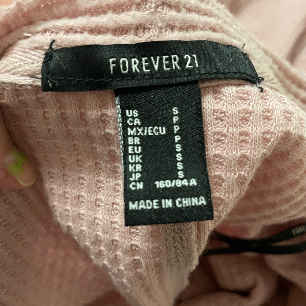 Forever 21 Pink Ribbed Button Front Cardigan Top Small Soft Girl Basic - Picture 3 of 4